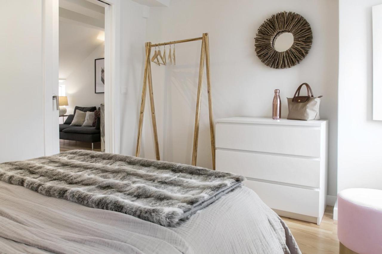 Romantic Nest For A Getaway At Downtown With Design Lisbona Esterno foto